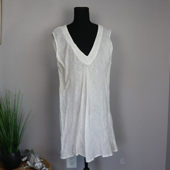Sleeveless Linen V-neck Tunic by CP Shades Size L - Picture 1 of 6
